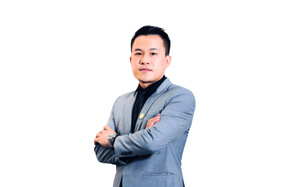 Mr Quang Trần